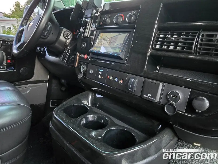 Chevrolet Express Van 2016 6.0 автомат (гидро), фото 13 Chevrolet Express Van 2016 6.0 автомат (гидро), фото 13