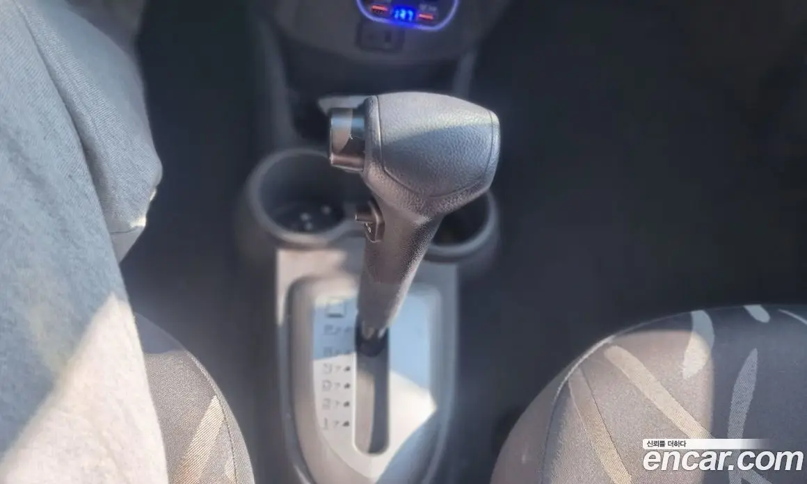 Chevrolet Spark 2014 1.0 автомат (гидро), фото 9