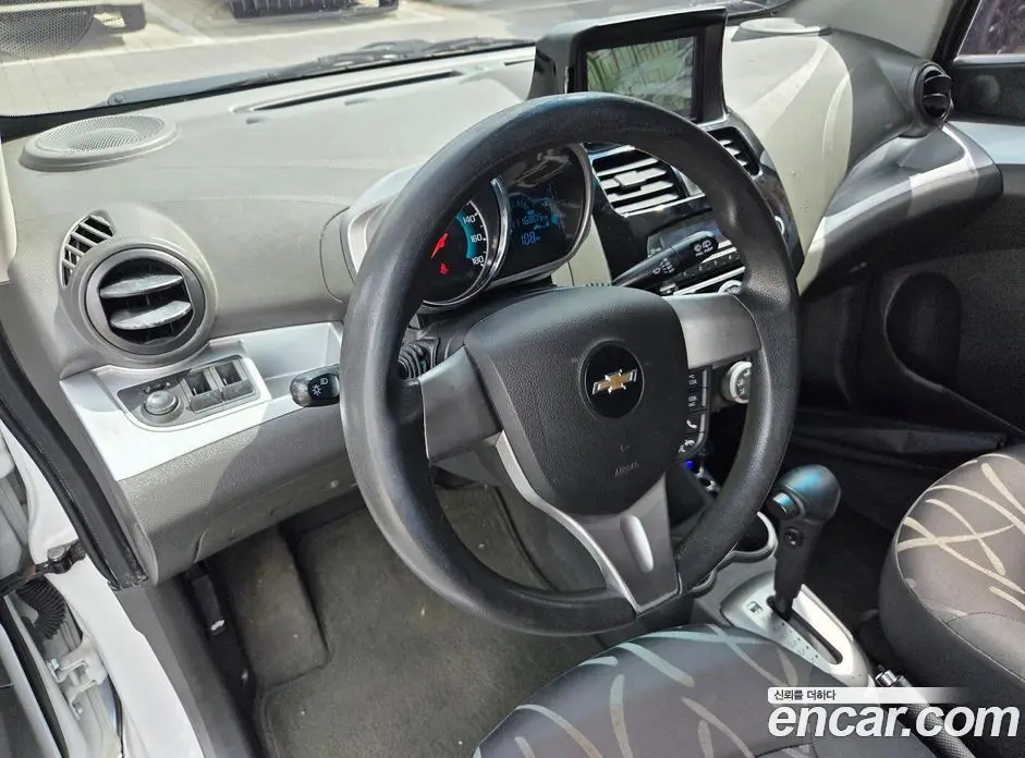 Chevrolet Spark 2014 1.0 автомат (гидро), фото 14 Chevrolet Spark 2014 1.0 автомат (гидро), фото 14