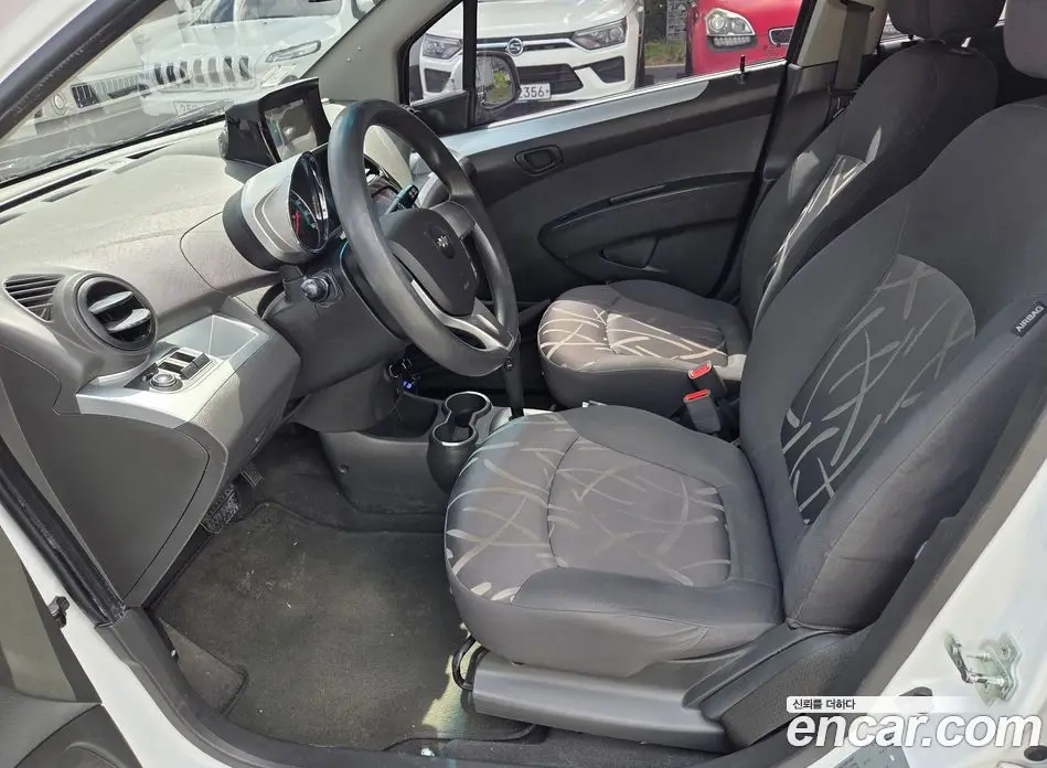 Chevrolet Spark 2014 1.0 автомат (гидро), фото 15 Chevrolet Spark 2014 1.0 автомат (гидро), фото 15