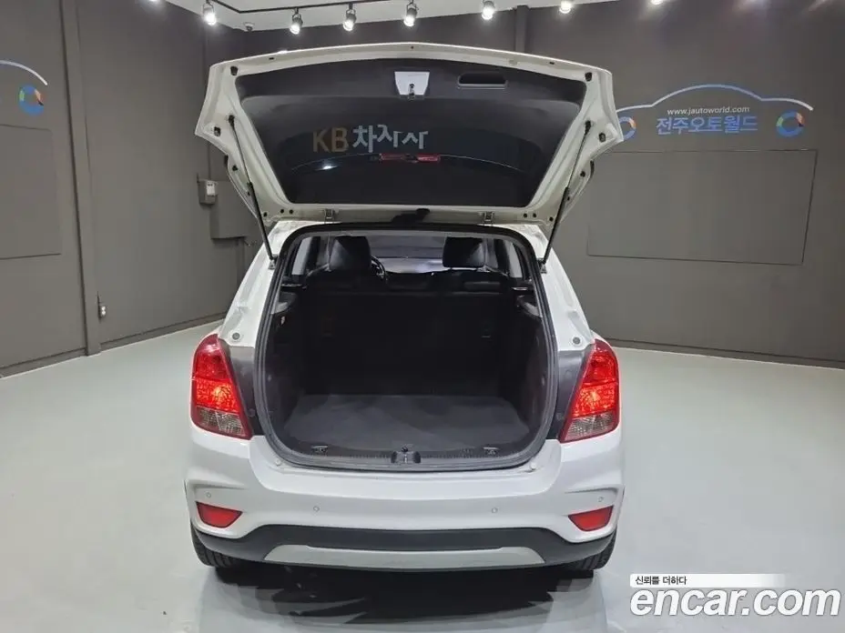 Chevrolet Trax 2019 1.4 автомат (гидро), фото 19