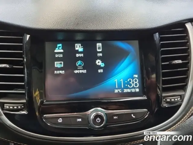 Chevrolet Trax 2019 1.4 автомат (гидро), миниатюра 9