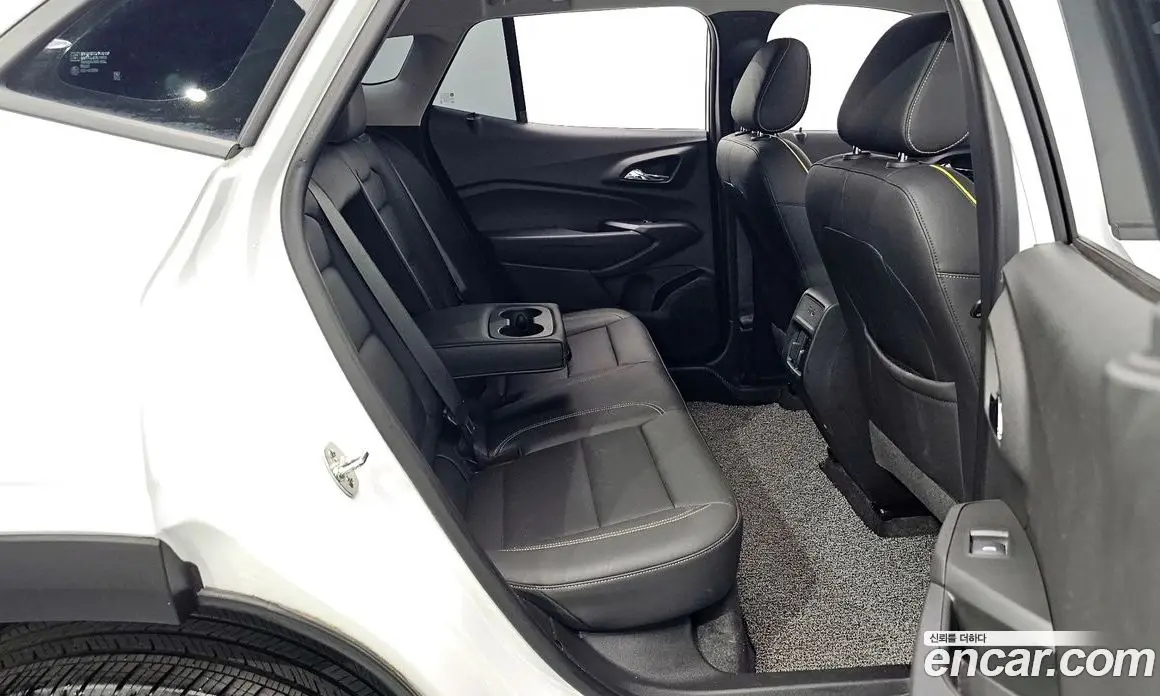 Chevrolet Trax 2024 1.2 автомат (гидро), фото 11