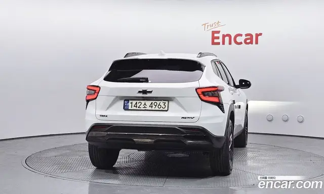 Chevrolet Trax 2024 1.2 автомат (гидро), миниатюра 4