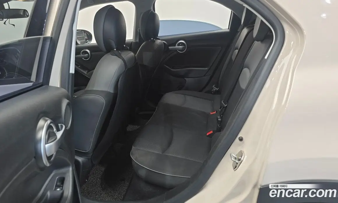 Fiat 500X 2016 2.4 автомат (гидро), фото 12 Fiat 500X 2016 2.4 автомат (гидро), фото 12
