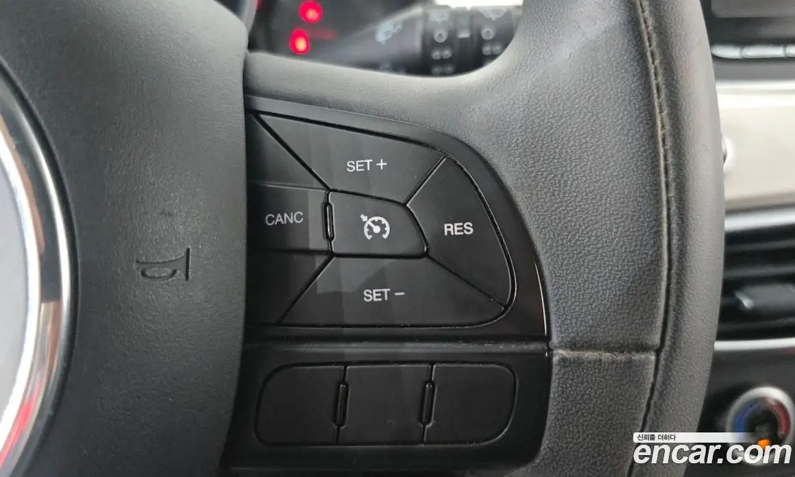 Fiat 500X 2016 2.4 автомат (гидро), фото 16 Fiat 500X 2016 2.4 автомат (гидро), фото 16