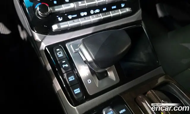 Genesis EQ900 2018 3.8 автомат (гидро), миниатюра 9 Genesis EQ900 2018 3.8 автомат (гидро), миниатюра 9