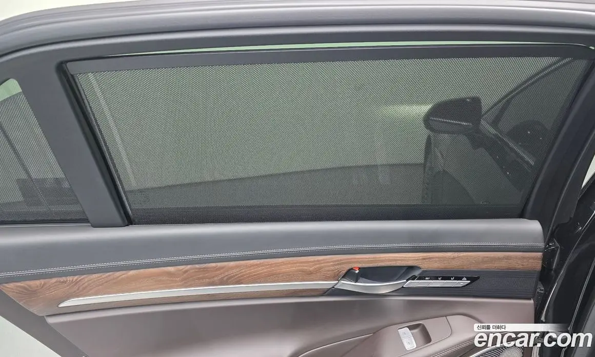 Genesis G90 2019 3.8 автомат (гидро), фото 17 Genesis G90 2019 3.8 автомат (гидро), фото 17