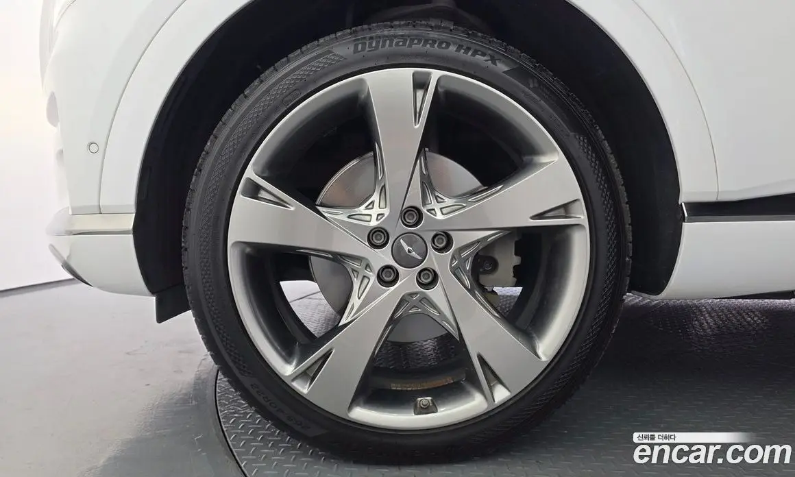 Genesis GV80 2021 2.5 автомат (гидро), фото 5 Genesis GV80 2021 2.5 автомат (гидро), фото 5