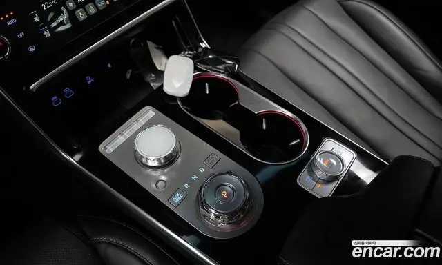 Genesis GV80 2024 2.5 автомат (гидро), миниатюра 9