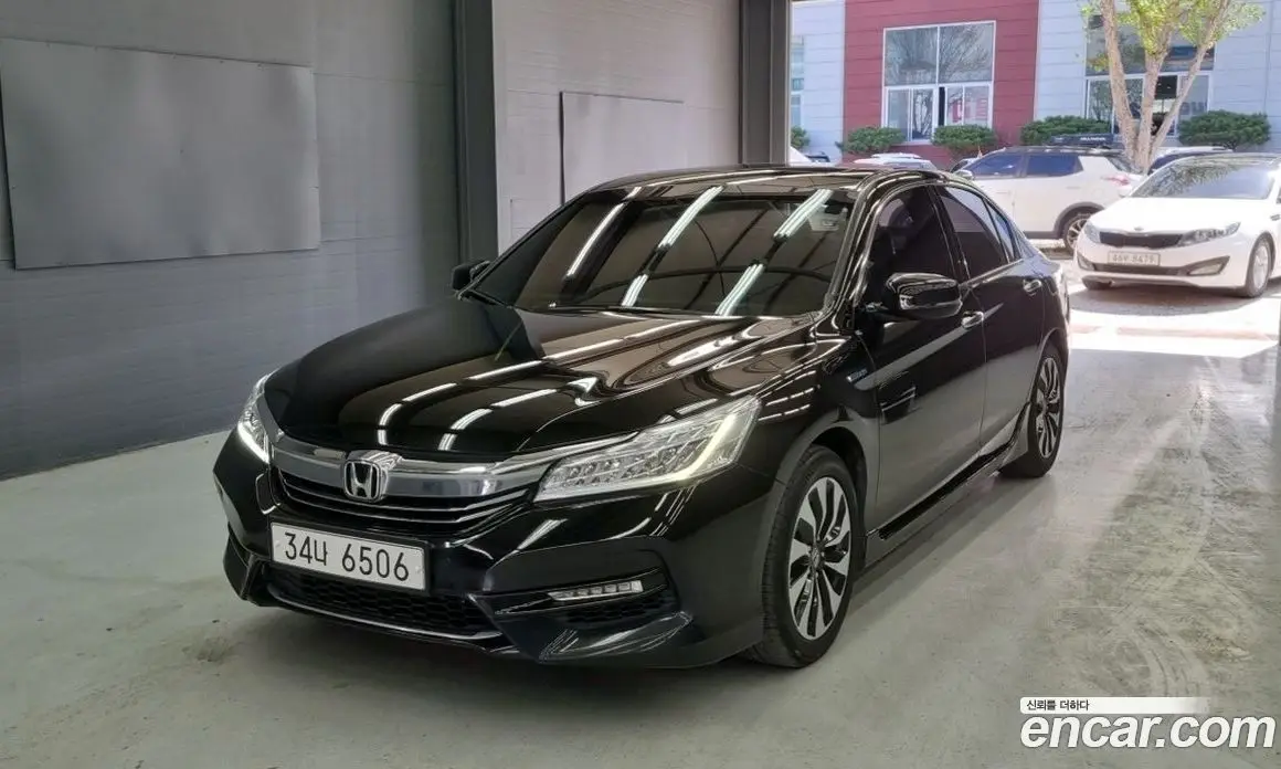 Honda Accord 2017 2.0 автомат (гидро), фото 1 Honda Accord 2017 2.0 автомат (гидро), фото 1