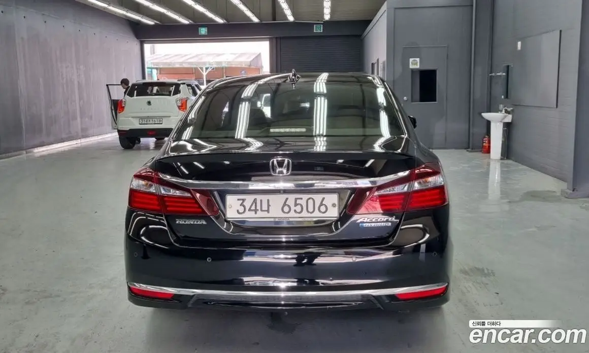 Honda Accord 2017 2.0 автомат (гидро), фото 3 Honda Accord 2017 2.0 автомат (гидро), фото 3