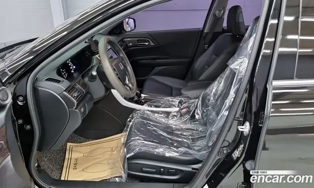 Honda Accord 2017 2.0 автомат (гидро), миниатюра 7 Honda Accord 2017 2.0 автомат (гидро), миниатюра 7