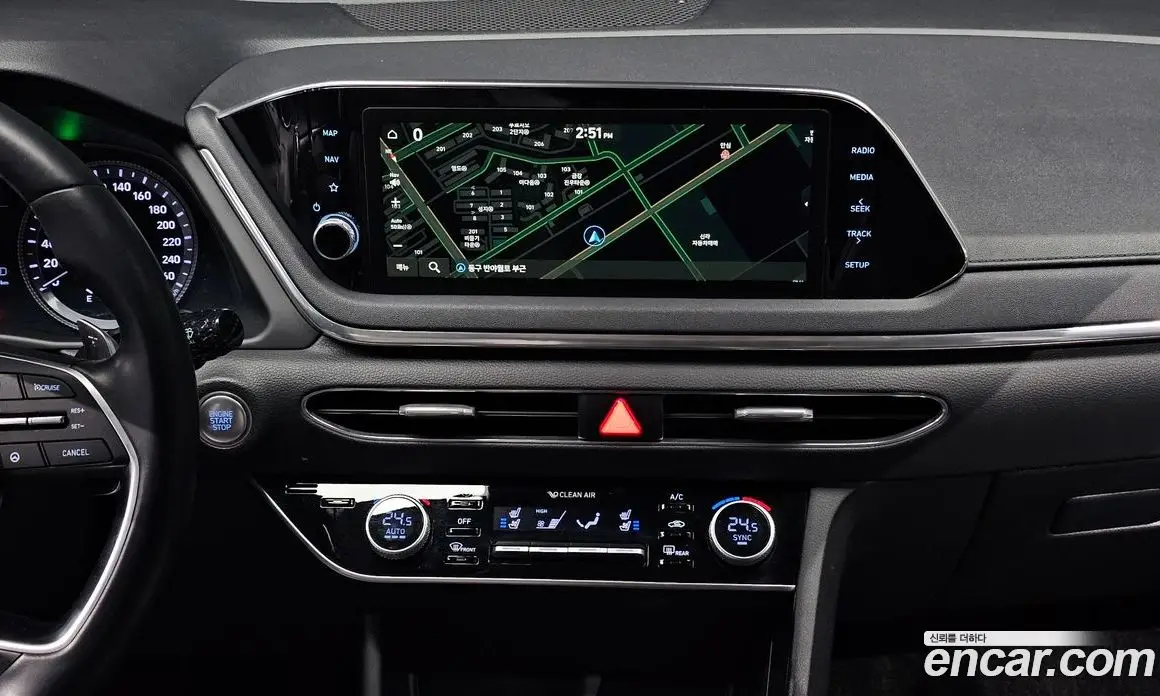 Hyundai Sonata 2019 2.0 автомат (гидро), фото 15