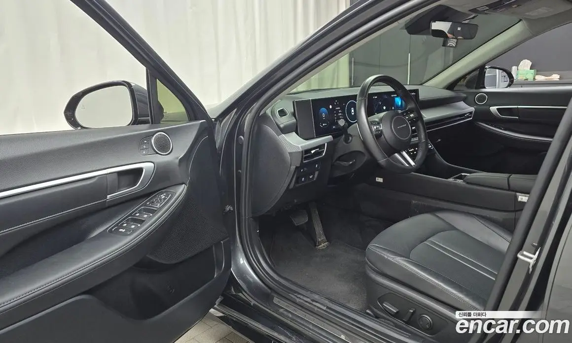 Hyundai Sonata 2025 2.0 автомат (гидро), фото 10 Hyundai Sonata 2025 2.0 автомат (гидро), фото 10
