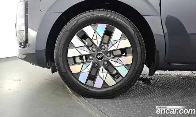 Hyundai Staria 2024 2.2 автомат (гидро), миниатюра 5