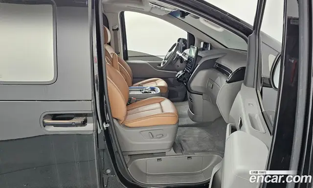 Hyundai Staria 2025 2.2 автомат (гидро), миниатюра 11 Hyundai Staria 2025 2.2 автомат (гидро), миниатюра 11