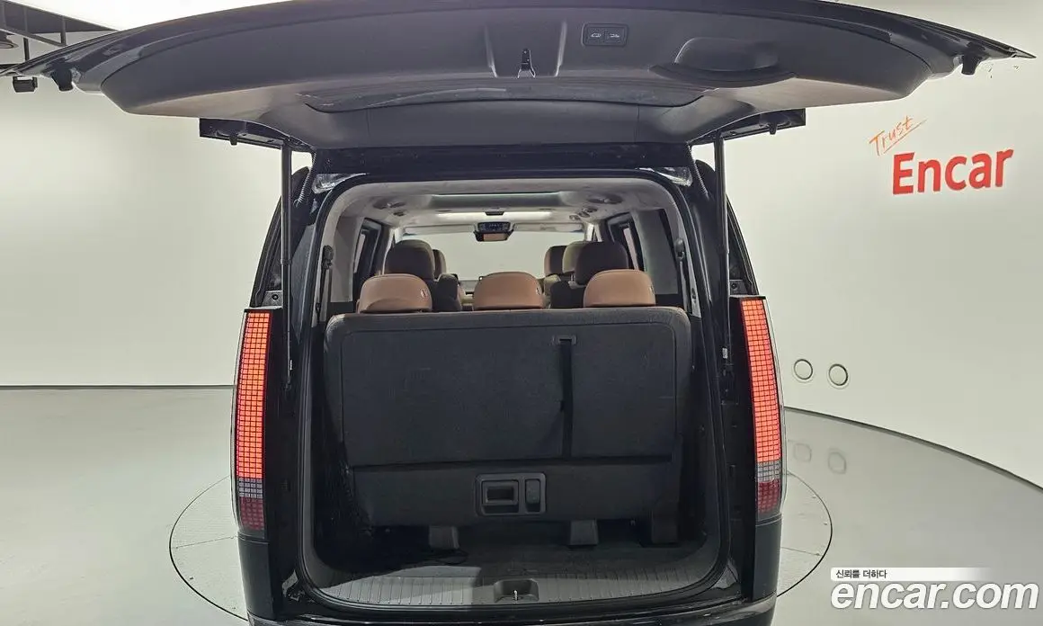 Hyundai Staria 2025 2.2 автомат (гидро), фото 20 Hyundai Staria 2025 2.2 автомат (гидро), фото 20