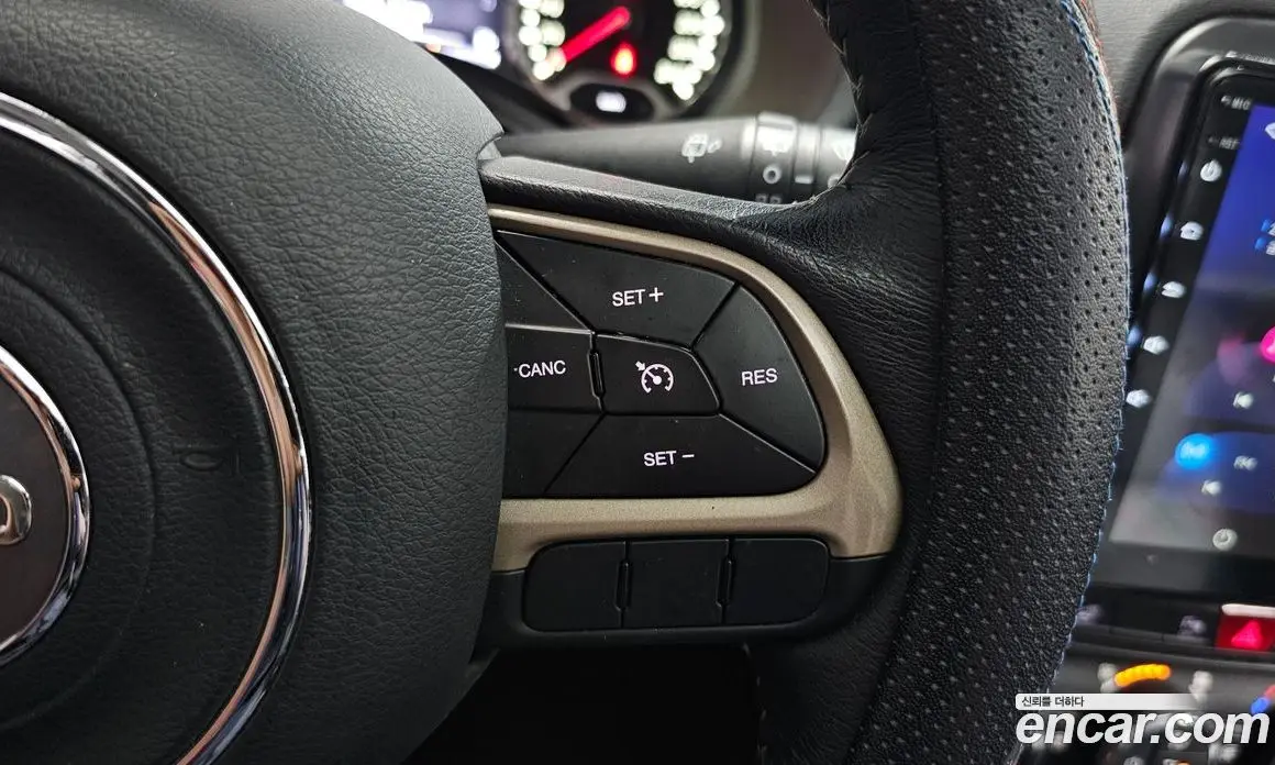 Jeep Renegade 2017 2.0 автомат (гидро), фото 18 Jeep Renegade 2017 2.0 автомат (гидро), фото 18