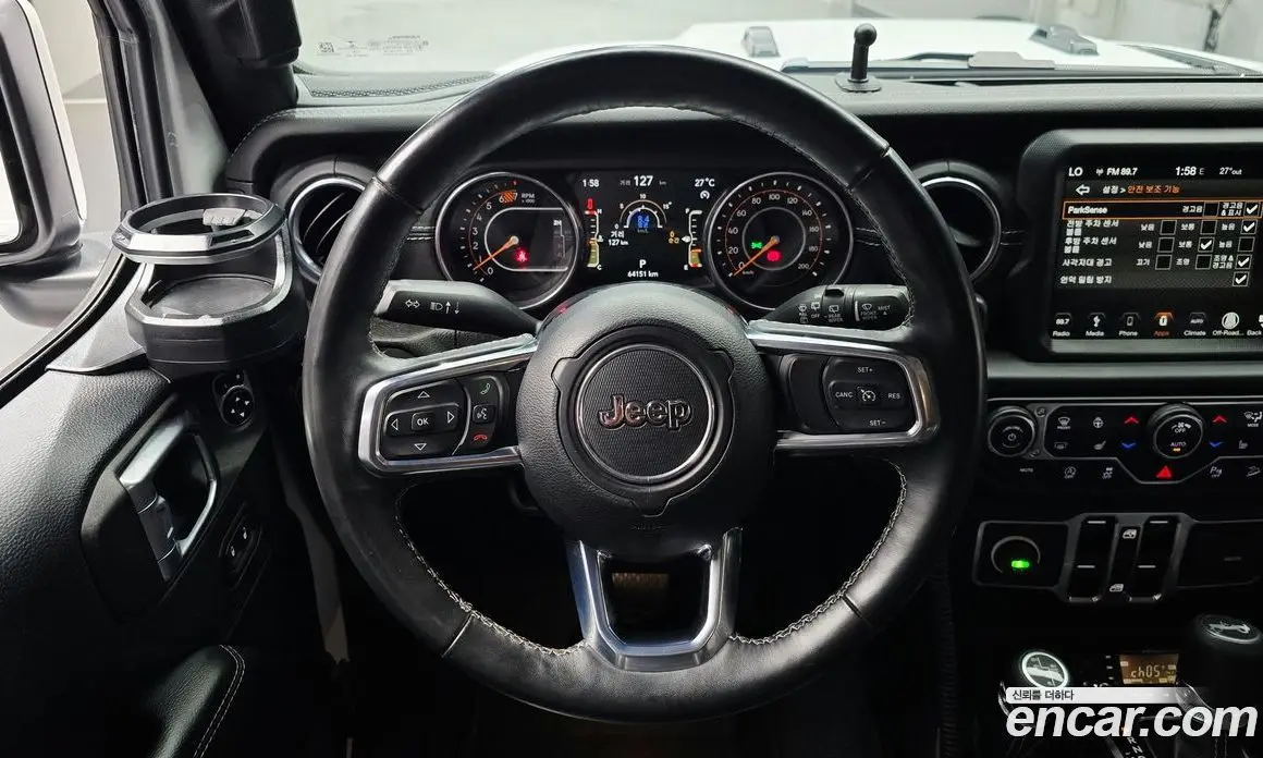 Jeep Wrangler 2018 2.0 автомат (гидро), фото 14 Jeep Wrangler 2018 2.0 автомат (гидро), фото 14