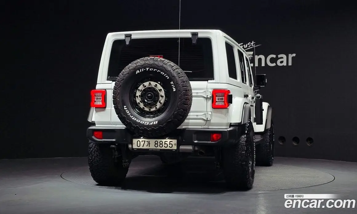 Jeep Wrangler 2018 2.0 автомат (гидро), фото 4 Jeep Wrangler 2018 2.0 автомат (гидро), фото 4