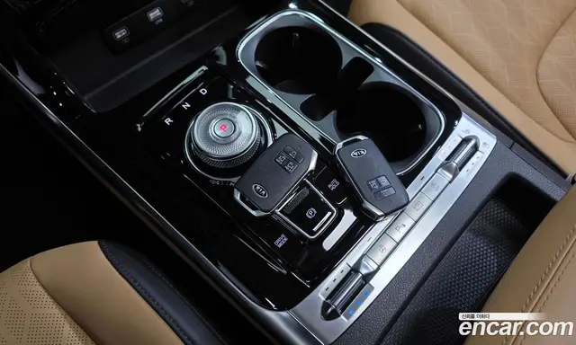 Kia Carnival 2020 2.2 автомат (гидро), миниатюра 9