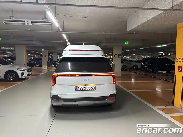 Kia Carnival 2024 2.2 автомат (гидро), миниатюра 5