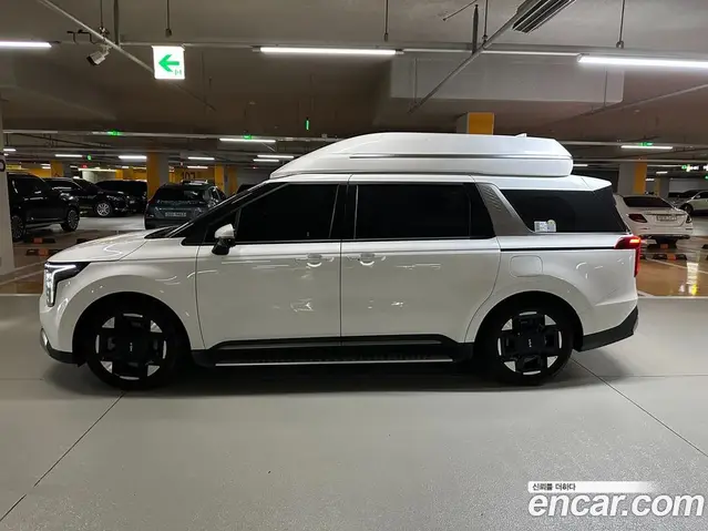 Kia Carnival 2024 2.2 автомат (гидро), миниатюра 7