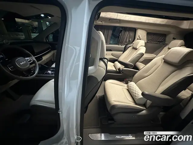 Kia Carnival 2024 2.2 автомат (гидро), миниатюра 10