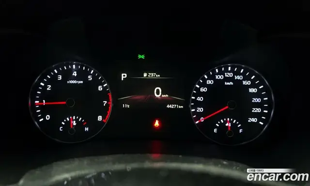 Kia K3 2023 1.6 автомат (гидро), миниатюра 8