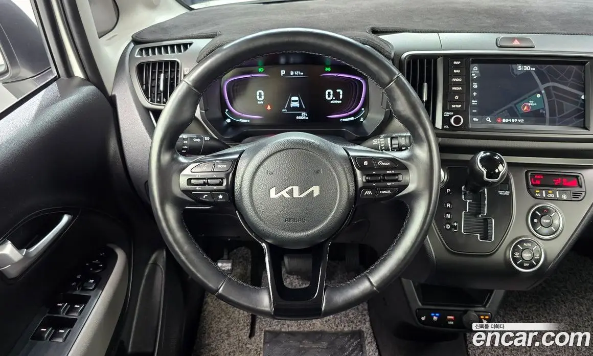 Kia Ray 2022 1.0 автомат (гидро), фото 13