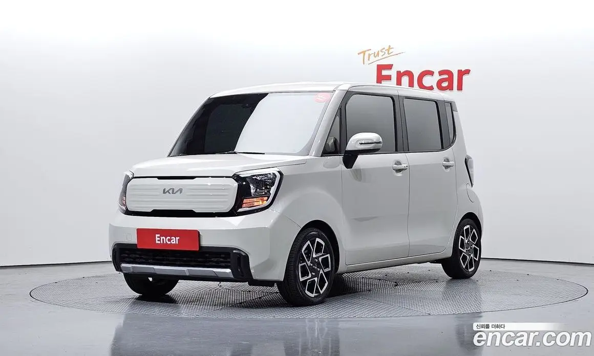 Kia Ray 2023 1.0 автомат (гидро), фото 1 Kia Ray 2023 1.0 автомат (гидро), фото 1
