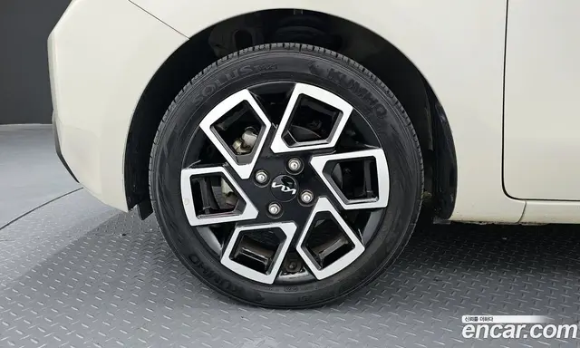 Kia Ray 2023 1.0 автомат (гидро), миниатюра 5 Kia Ray 2023 1.0 автомат (гидро), миниатюра 5