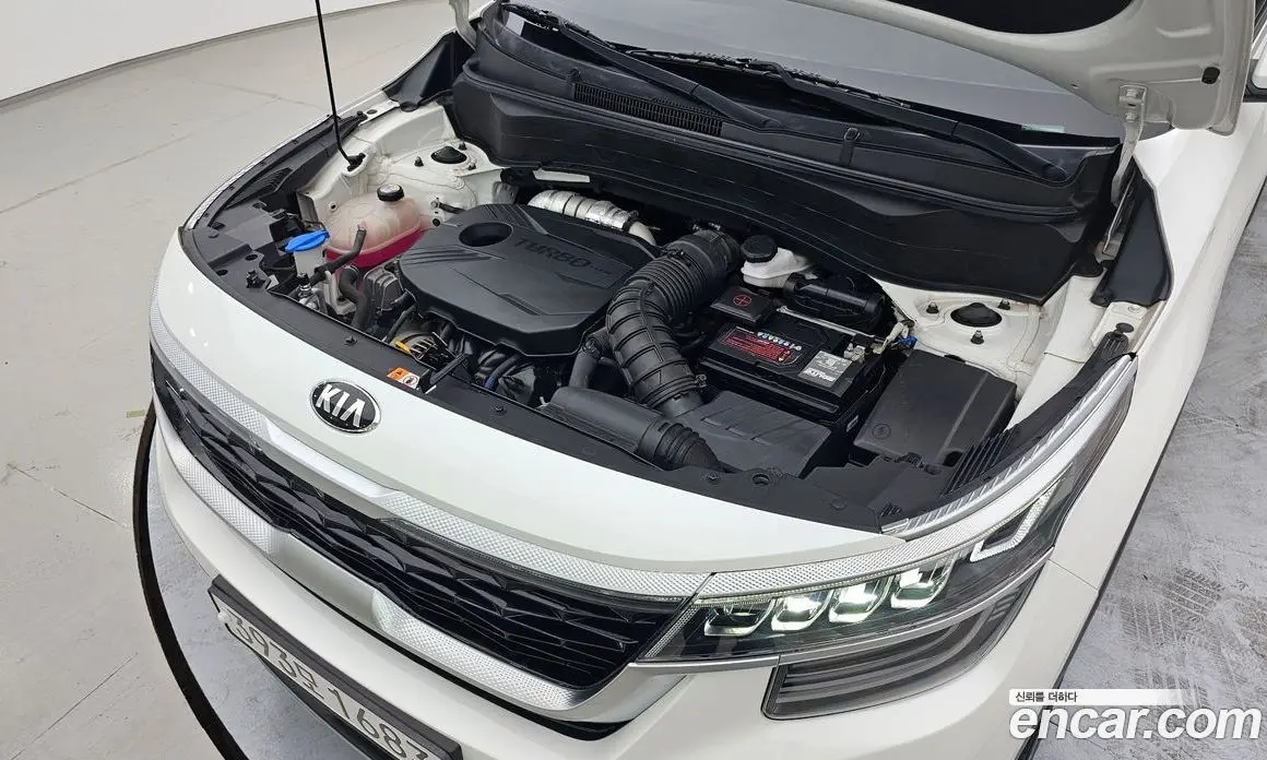Kia Seltos 2021 1.6 автомат (гидро), фото 6 Kia Seltos 2021 1.6 автомат (гидро), фото 6
