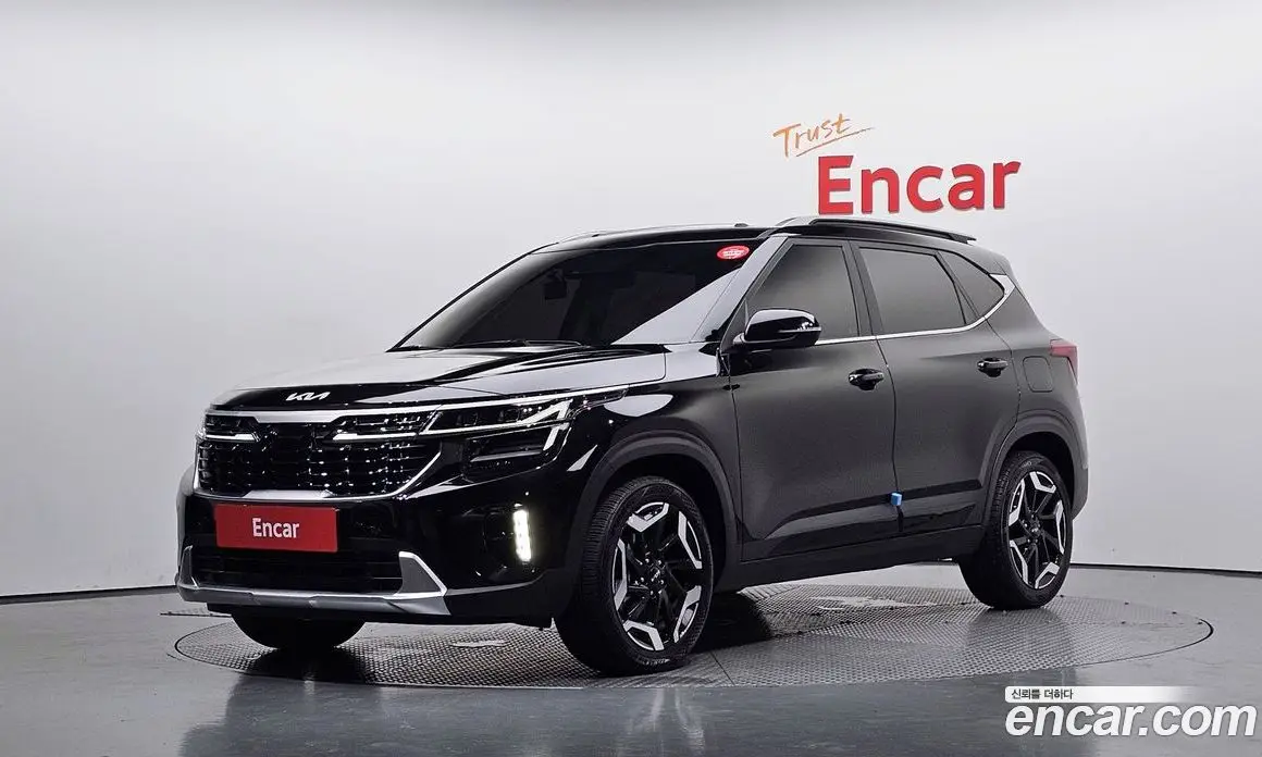 Kia Seltos 2024 1.6 автомат (гидро), фото 1 Kia Seltos 2024 1.6 автомат (гидро), фото 1