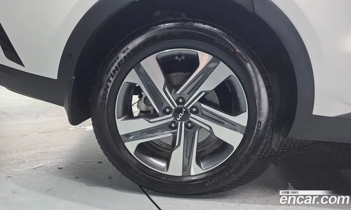 Kia Sorento 2022 1.6 автомат (гидро), фото 5