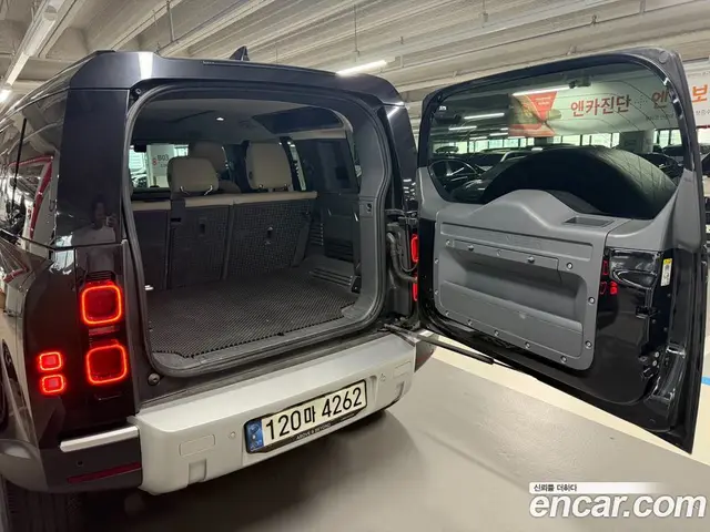 Land Rover Defender 2021 3.0 автомат (гидро), миниатюра 5 Land Rover Defender 2021 3.0 автомат (гидро), миниатюра 5