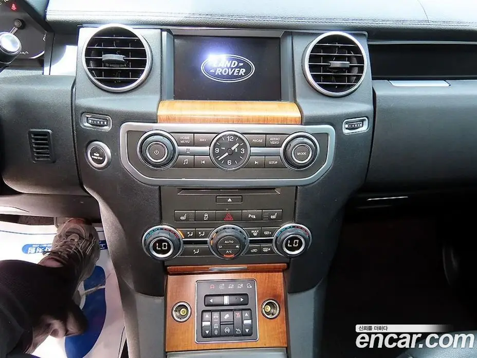 Land Rover Discovery 2014 3.0 автомат (гидро), фото 14