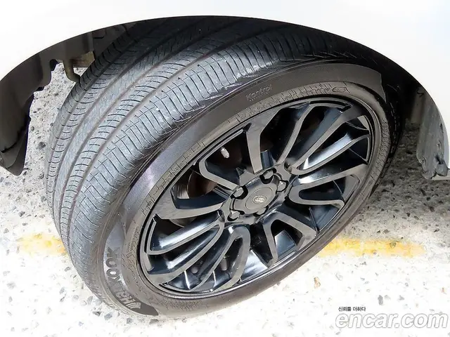 Land Rover Discovery 2014 3.0 автомат (гидро), миниатюра 5