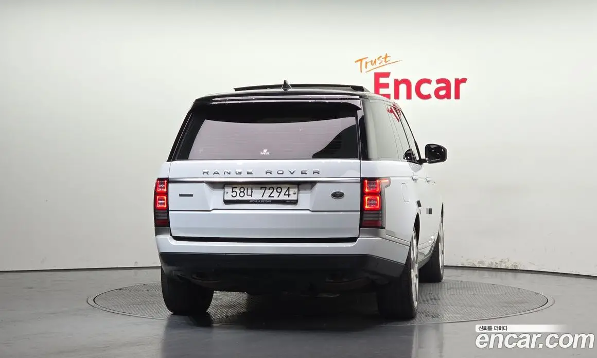 Land Rover Range Rover 2017 4.4 автомат (гидро), фото 4