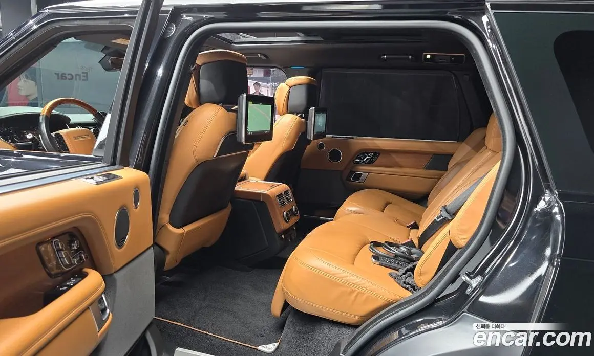 Land Rover Range Rover 2018 5.0 автомат (гидро), фото 12 Land Rover Range Rover 2018 5.0 автомат (гидро), фото 12