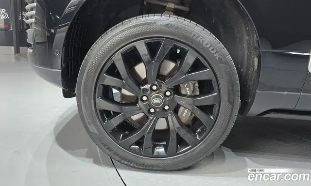 Land Rover Range Rover 2018 5.0 автомат (гидро), миниатюра 5 Land Rover Range Rover 2018 5.0 автомат (гидро), миниатюра 5