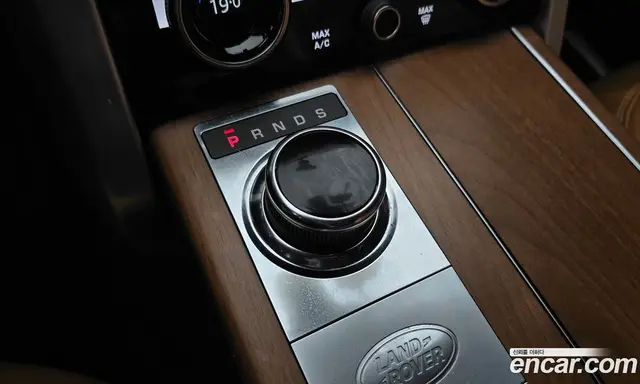 Land Rover Range Rover 2018 5.0 автомат (гидро), миниатюра 9 Land Rover Range Rover 2018 5.0 автомат (гидро), миниатюра 9