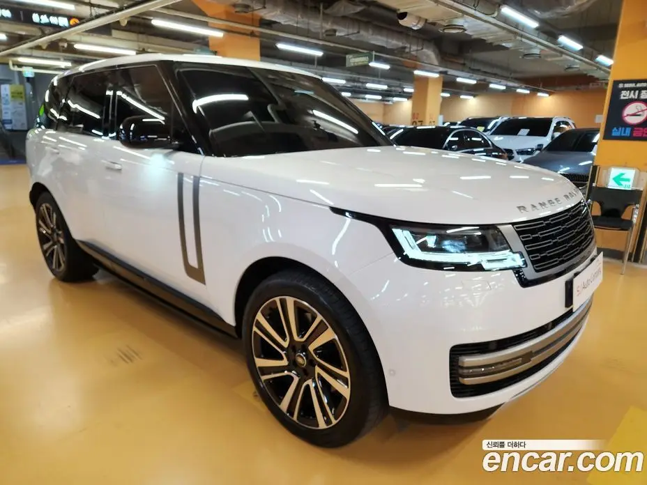 Land Rover Range Rover 2023 3.0 автомат (гидро), фото 3 Land Rover Range Rover 2023 3.0 автомат (гидро), фото 3