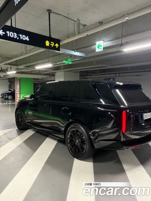 Land Rover Range Rover 2024 4.4 автомат (гидро), миниатюра 3