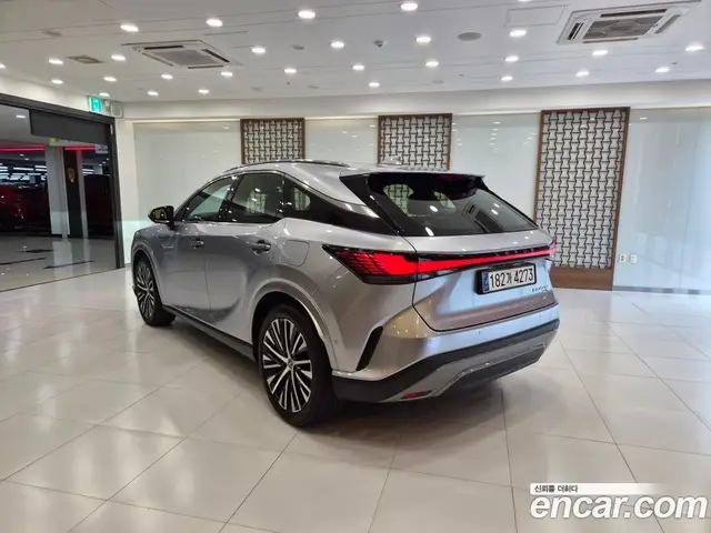 Lexus RX 2023 2.5 автомат (вариатор), миниатюра 2