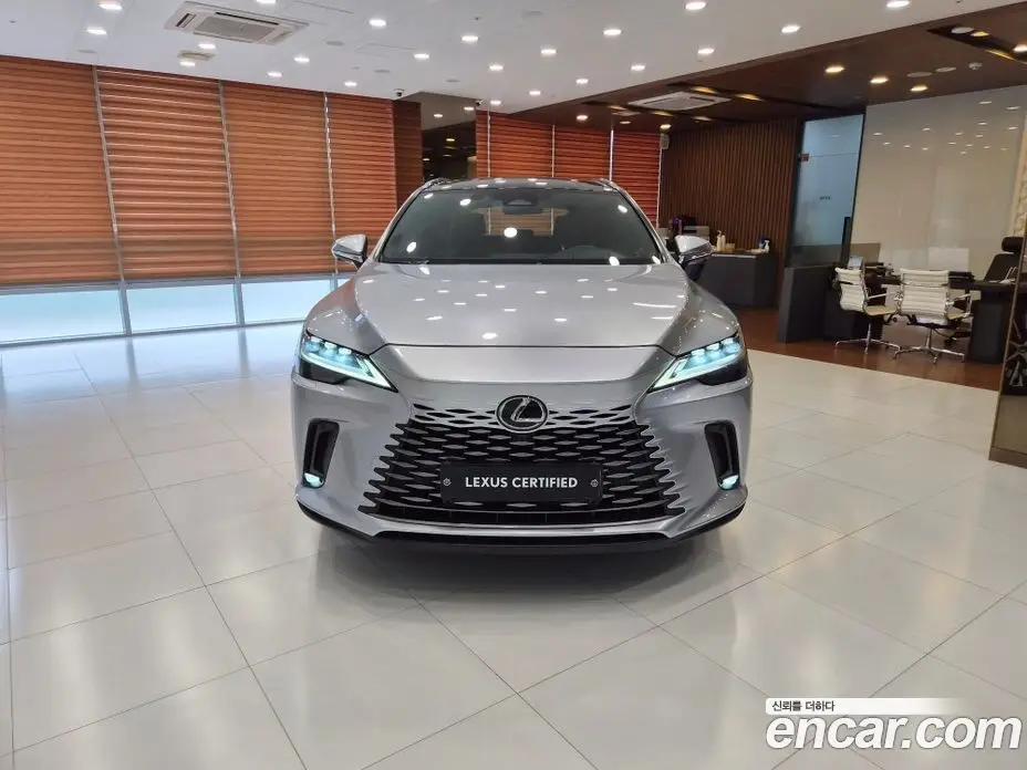 Lexus RX 2023 2.5 автомат (вариатор), фото 3