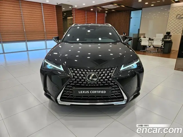 Lexus UX 2026 2.0 автомат (вариатор), миниатюра 3