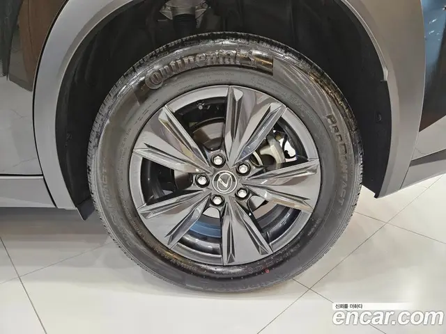 Lexus UX 2026 2.0 автомат (вариатор), миниатюра 7