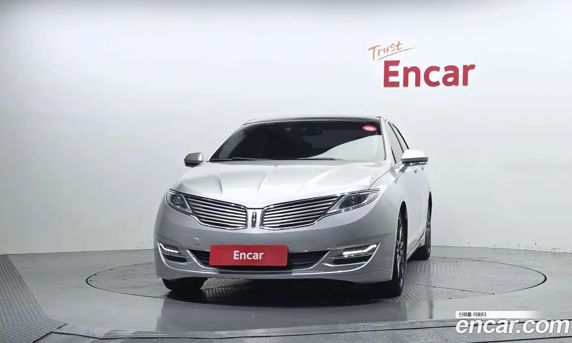 Lincoln MKZ 2016 2.0 автомат (гидро), фото 3 Lincoln MKZ 2016 2.0 автомат (гидро), фото 3